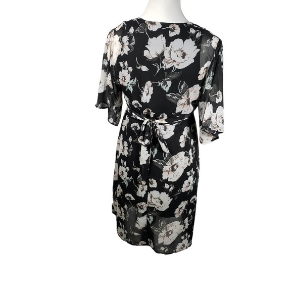 Sienna Sky Women's size X-Small Black Lined Floral Dress - Gently Used - Picture 6 of 8